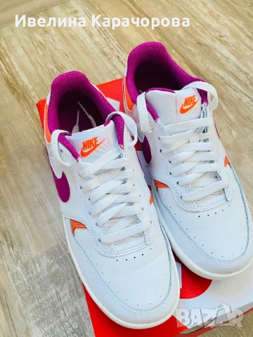 Дамски маратонки Nike, снимка 3 - Маратонки - 53540614