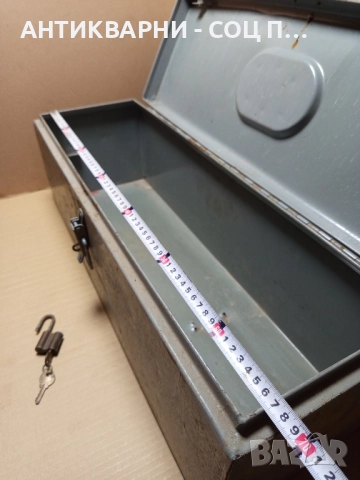 Стара Метална Кутия Куфар За Инструменти 6.200кг., снимка 10 - Антикварни и старинни предмети - 51643967