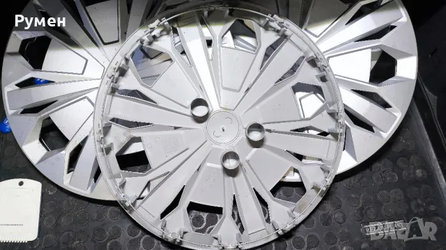 Оригинални капаcи за AUDI 17 цола OEM 83A 601 147, снимка 3 - Аксесоари и консумативи - 48544846