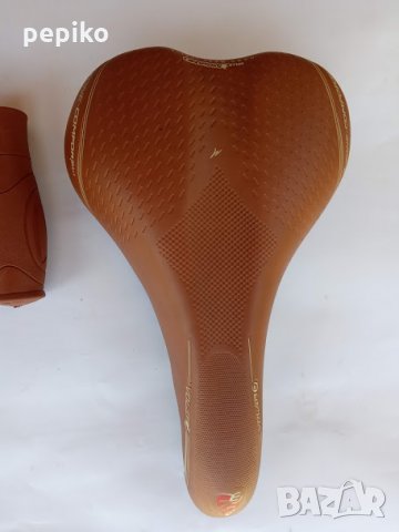 Продавам колела внос от Германия Комплект нови седалка и грипове SELLE ASSANO ITALY, снимка 2 - Велосипеди - 28644786