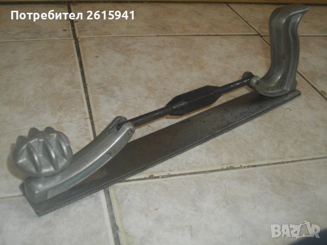 Ново Ръчно Алуминиево Автотенекеджйско Ренде-PFERD-Немско-Професионално-За Пили 350мм-Закален Реглаж, снимка 4 - Други инструменти - 43016969