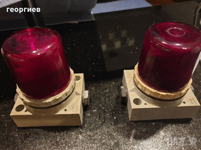 Червени сигнални лампи 220v, снимка 3 - Други машини и части - 26990954