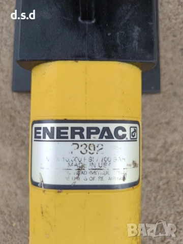 Ръчна хидравлична помпа Enerpac P392 (700 Bar) – Двустепенна, снимка 2 - Други машини и части - 53446320