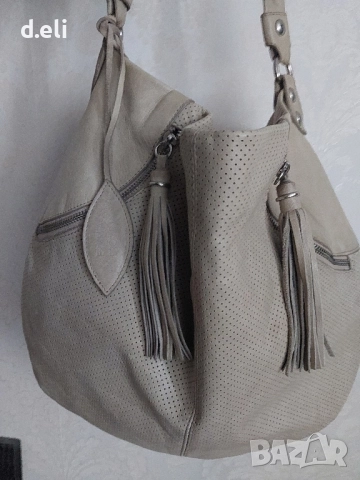 Две чанти Italy. VALENTINO и Emma BROWN 100% Кожа Чанта-раница, снимка 9 - Раници - 49708666