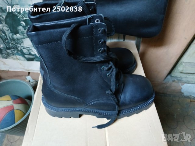 Обувки, снимка 3 - Дамски боти - 27385621