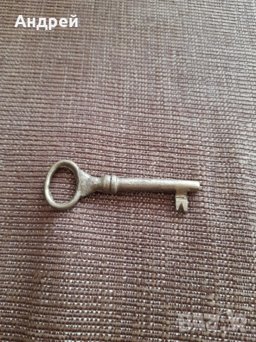 Стар метален ключ #11