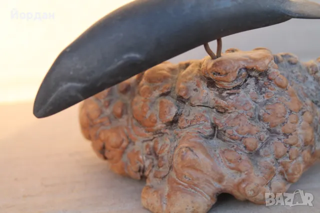 Фигурка делфин върху дървена поставка, снимка 10 - Антикварни и старинни предмети - 48942449