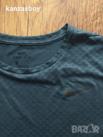 Nike Training Breathe Vent T-Shirt - страхотна мъжка тениска, снимка 2 - Тениски - 32997777