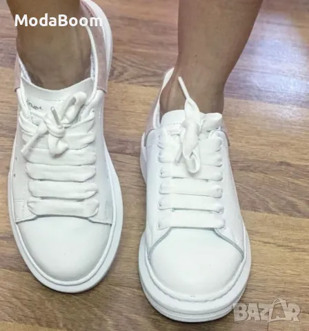 Alexander McQueen естествена кожа дамски маратонки , снимка 2 - Маратонки - 48765155