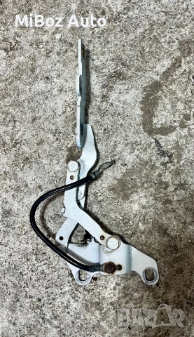 Панта преден капак БМВ E92 E93 BMW, снимка 3 - Части - 53158925