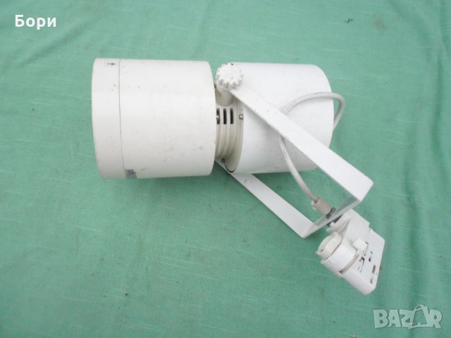 Немски халогенни прожектори