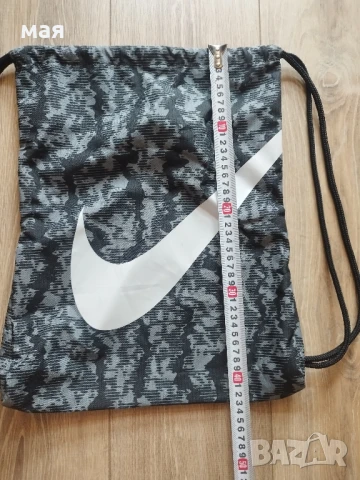 Nike, снимка 3 - Раници - 50925451