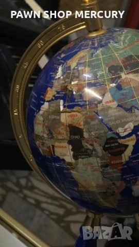Продавам красив глобус  Lapis Lazuli gemstone , снимка 6 - Други ценни предмети - 53296223