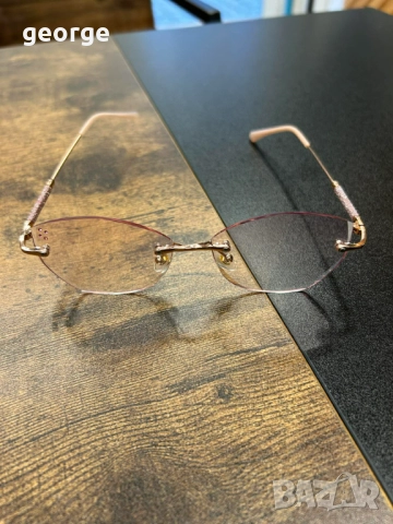 Дамски очила с диоптър