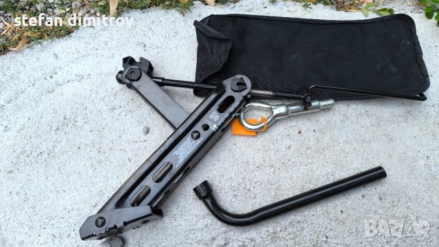 GM 09127172 крик ключ и кука за дърпане ., снимка 2 - Аксесоари и консумативи - 51726378