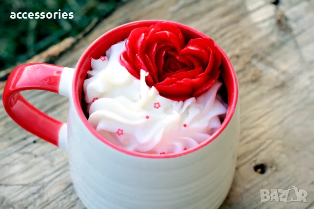 Ръчно изработена ароматна свещ специално за Свети Валентин