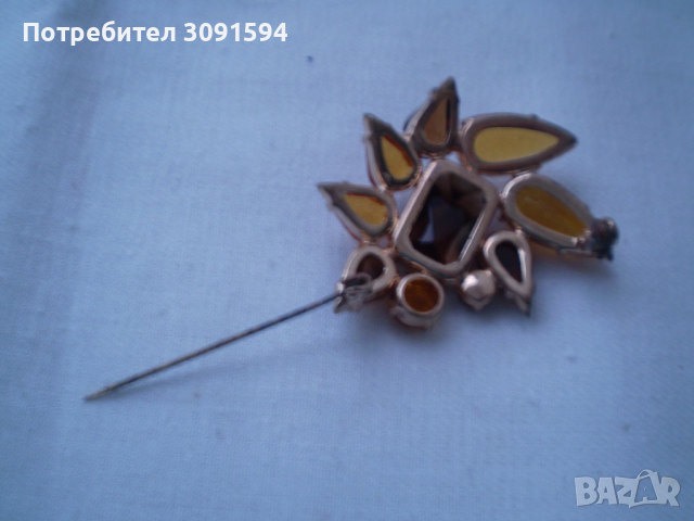Дамска брошка БОХЕМИЯ с кристали цвят кехлибар, снимка 3 - Антикварни и старинни предмети - 36566293