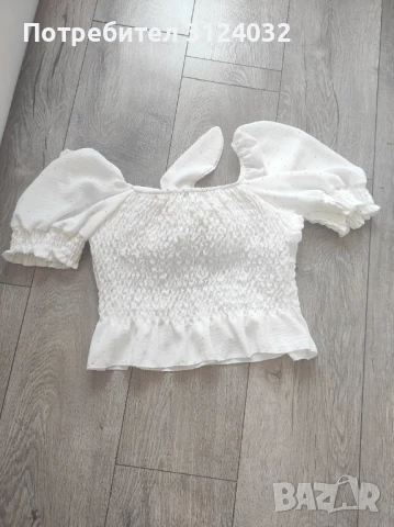 Продавам блузка с камъни, снимка 2 - Тениски - 51016762