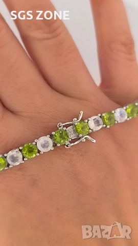 Сребърна гривна с родийно покритие, перидот и лунен камък