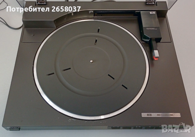 Продавам грамофон Sony PS-LX520
