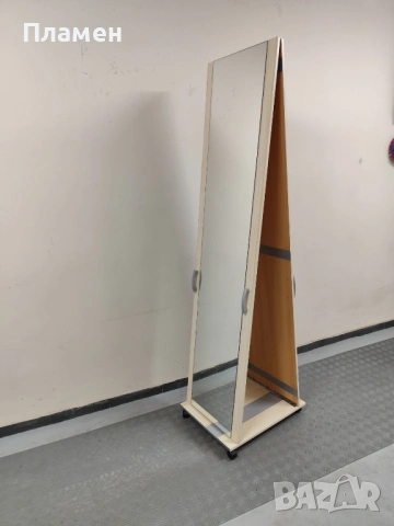 Двустранно огледало, подвижно - 182/45 см. 