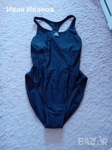 Чисто нов оригинален дамски бански Adidas