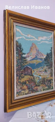 Гоблен планински пейзаж със стъкло и красива дървена рамка.Отлично състояние, снимка 3 - Гоблени - 50054177