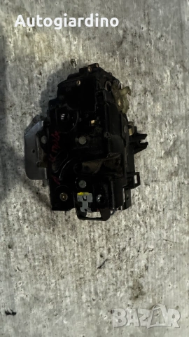 Брава за врата на Audi A2 - 8Z1837015D, снимка 2 - Части - 53078204