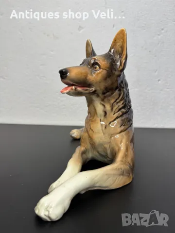 Немска Колекционерска Порцеланова Фигура  GOEBEL №6926 , снимка 3 - Антикварни и старинни предмети - 50390644