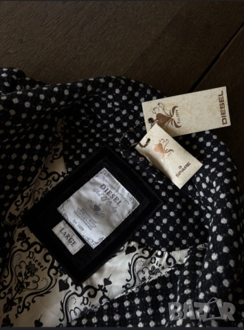 Ново дамско палто Diesel, снимка 3 - Якета - 52382851