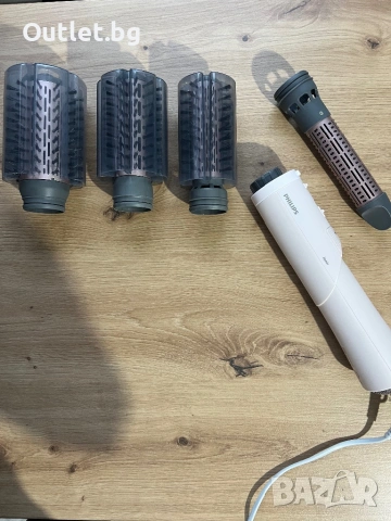 Въздушна четка за коса Philips (Air Styler / Rotating Air Brush) - Нова, снимка 5 - Аксесоари за коса - 53572156