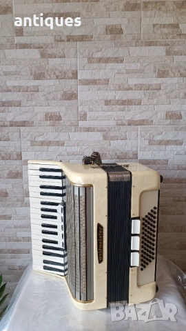 Акордеон - Weltmeister - 60 баса - Made in GDR