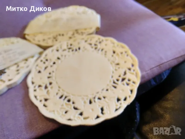 Дантелена салфетка 2броя по 60 салфетки вътре на  Чайка Варна, снимка 4 - Други стоки за дома - 49681132