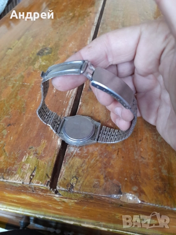 Стар електронен часовник Sanyo, снимка 3 - Антикварни и старинни предмети - 52309481