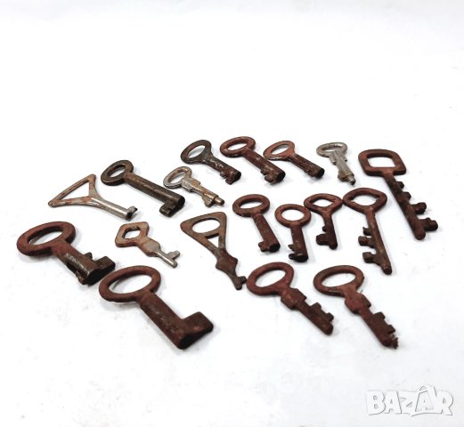 ЛОТ от 18 стари малки ключета(1.3), снимка 1