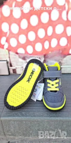Английски детски оригинални кецове светещи -GEOX, снимка 6 - Детски маратонки - 49957621