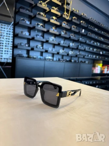 очила с калъф, кутия и ув защита loewe fendi burberry , снимка 8 - Слънчеви и диоптрични очила - 51337663