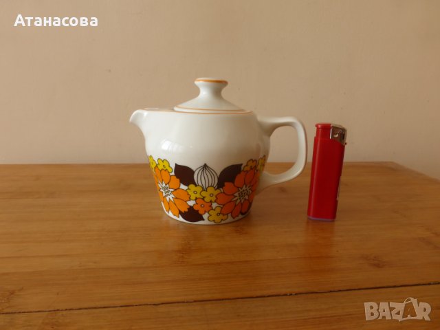 Унгарски порцеланов мини чайник чайниче 1980 г, снимка 1 - Аксесоари за кухня - 43905530