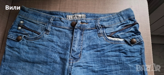 Дамски дънки 10 лв, снимка 9 - Дънки - 51883617