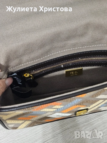 дамска чанта FENDI, снимка 2 - Чанти - 52794997