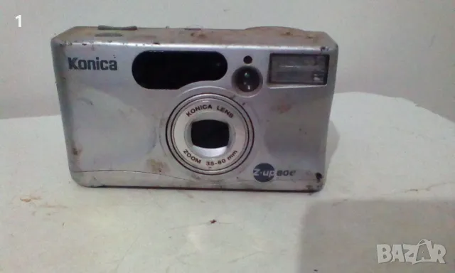 Фотоапарат Konica, снимка 1 - Антикварни и старинни предмети - 47769411