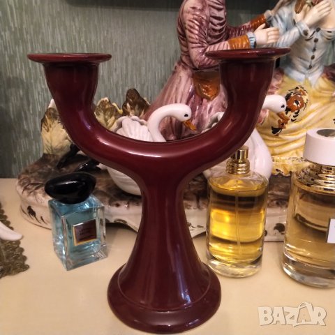 Порцеланов свещник 