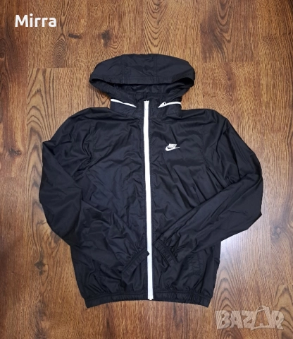Nike Windbreaker Track Jacket Ветровка , снимка 2 - Спортни дрехи, екипи - 52126126