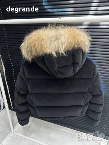 Дамско Черно Зимно яке Prada, снимка 3 - Якета - 51528277