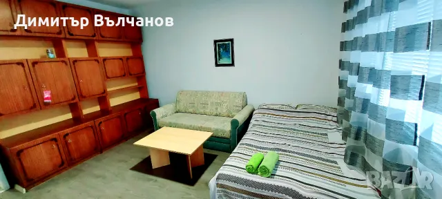 Нощувки(Тони)тристаен(широк център), снимка 1