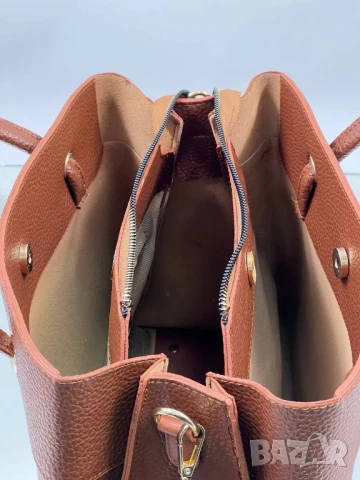 чанти valentino garavani , снимка 7 - Чанти - 50731170