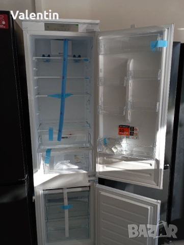 Хладилник с фризер за вграждане , снимка 2 - Хладилници - 53539007