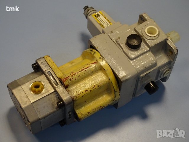 Хидравлична помпа Wadowice PV2V3-30/25D1MC40A1A/PZL-PZ2-K6.3, снимка 3 - Резервни части за машини - 40528207