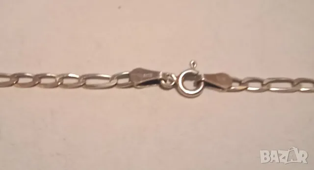 Елегантен сребърен синджир с плетка тип ''Фигаро/Картие'' (Figaro), снимка 2 - Колиета, медальони, синджири - 48933019