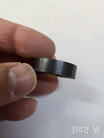 Магнитен пръстен магнит 29,5 х 20 х 8 мм , снимка 2 - Друга електроника - 48856627